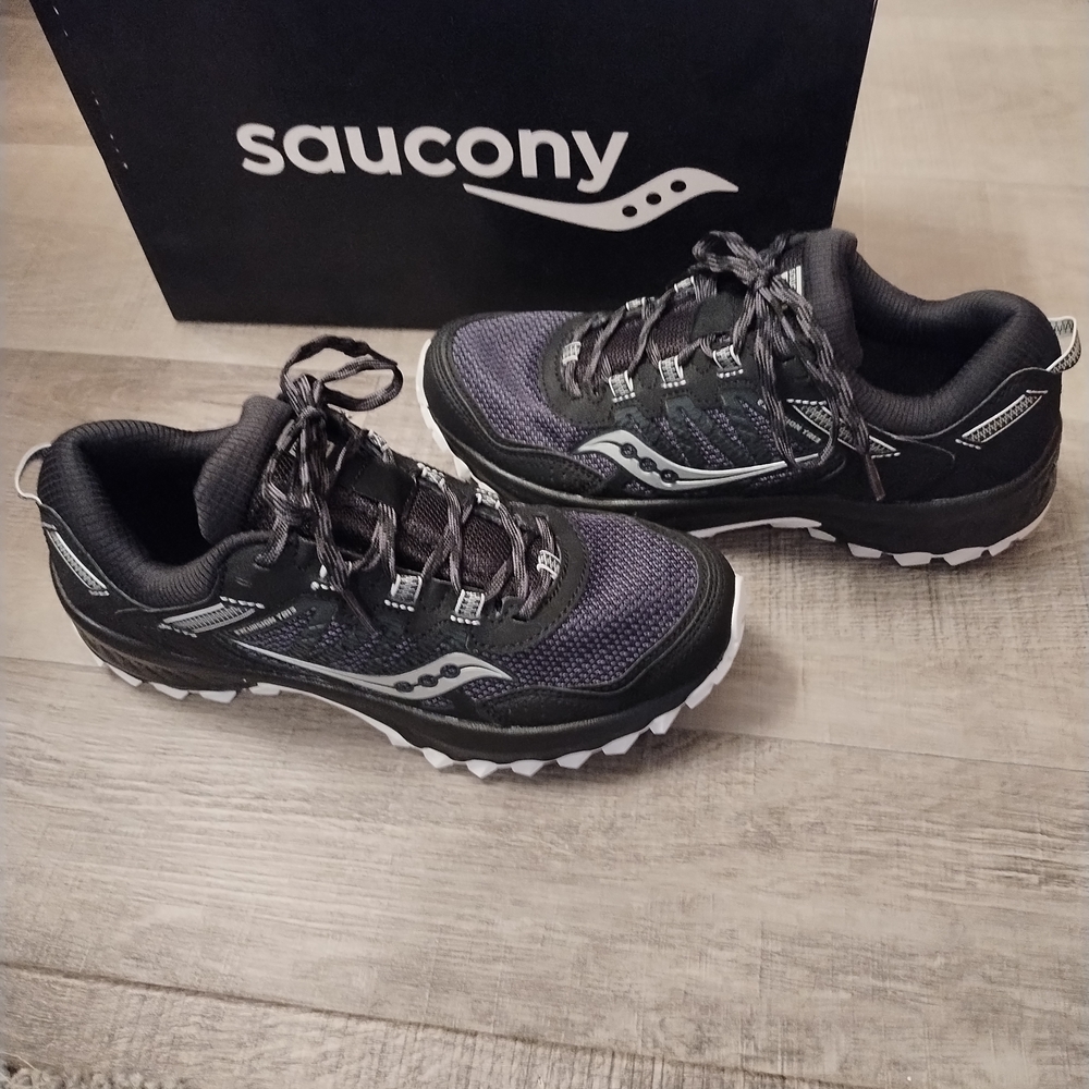 NWT!! Saucony VERSAFOAM Excursion TR13 Black and White Trail Shoes - Picture 3 of 5